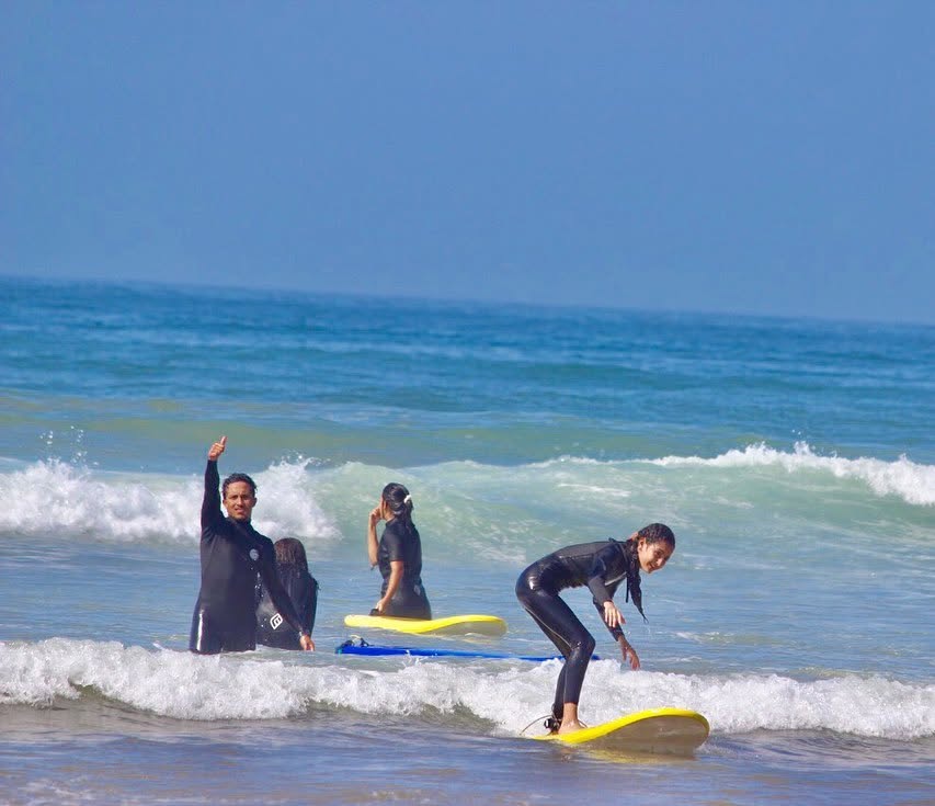 Beginner surf lesson in Anza with GoSurfNature